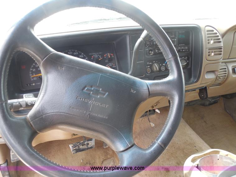 image for item H3210 1997 Chevrolet Tahoe SUV