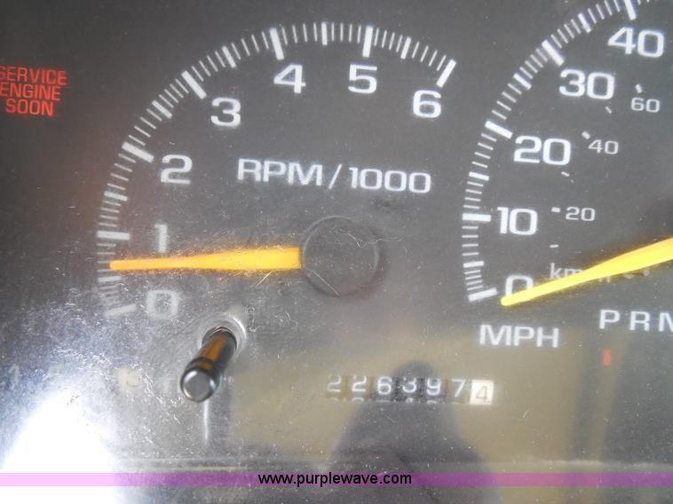 image for item H3210 1997 Chevrolet Tahoe SUV