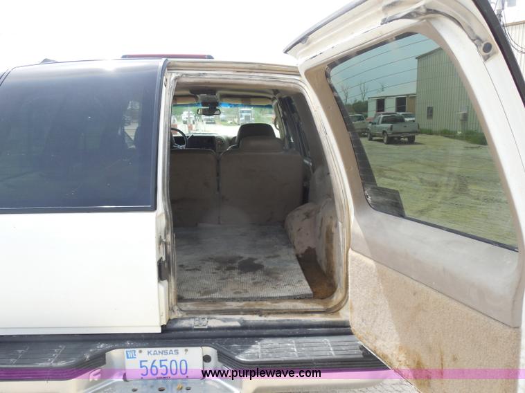 image for item H3210 1997 Chevrolet Tahoe SUV