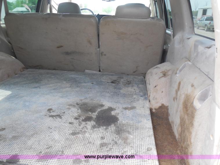 image for item H3210 1997 Chevrolet Tahoe SUV