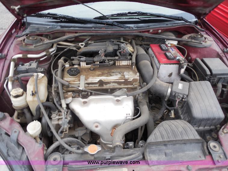 image for item H3222 2003 Dodge Stratus SE