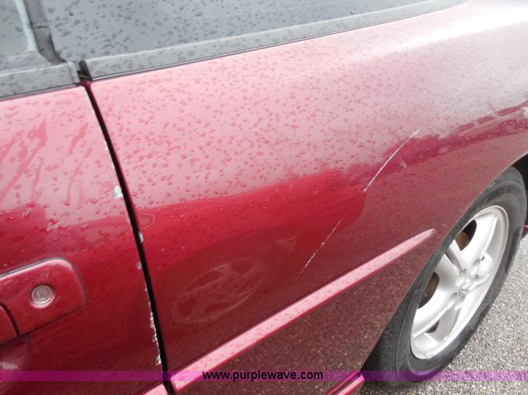 image for item H3222 2003 Dodge Stratus SE