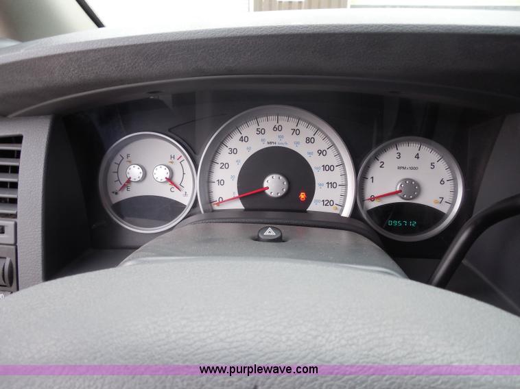 image for item H3232 2005 Dodge Durango SLT SUV