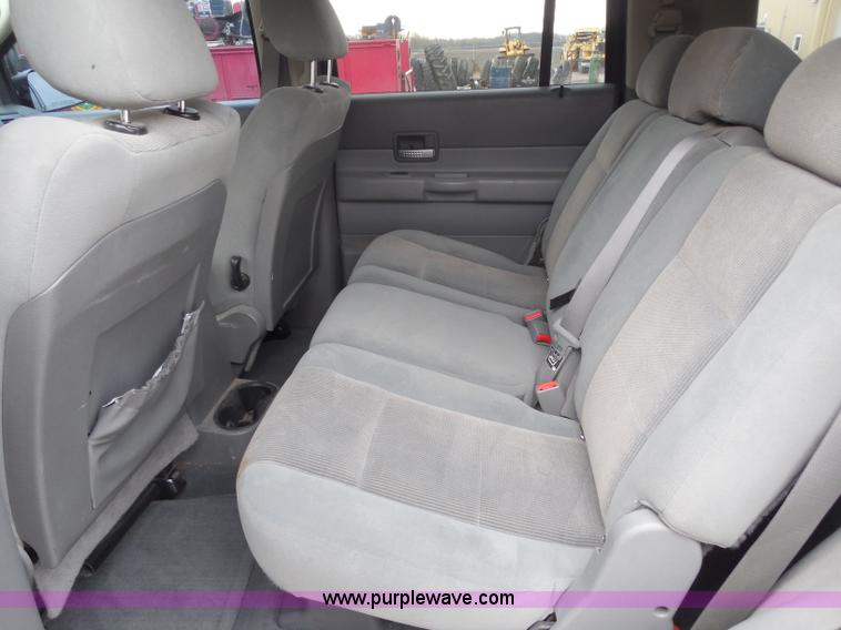 image for item H3232 2005 Dodge Durango SLT SUV