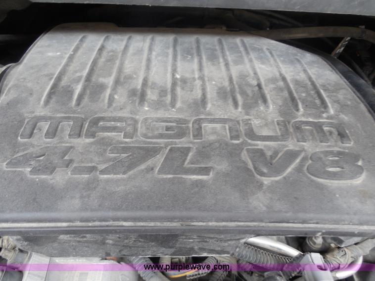 image for item H3232 2005 Dodge Durango SLT SUV