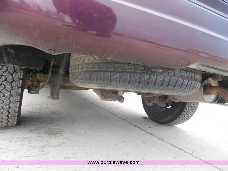 image for item H3232 2005 Dodge Durango SLT SUV