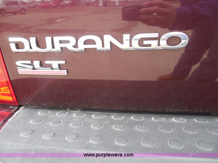 image for item H3232 2005 Dodge Durango SLT SUV