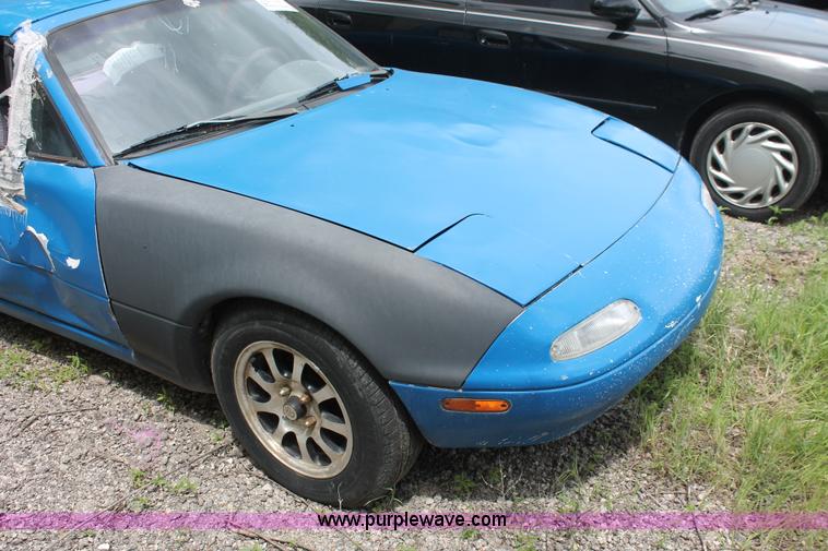 image for item H3550 1992 Mazda MX-5 Miata
