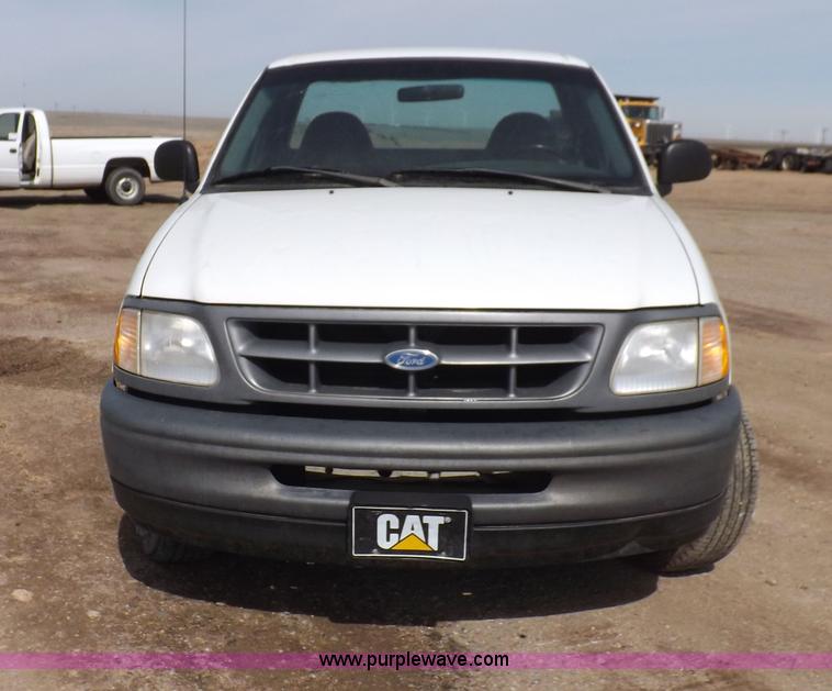 image for item H7188 1997 Ford F150 pickup truck