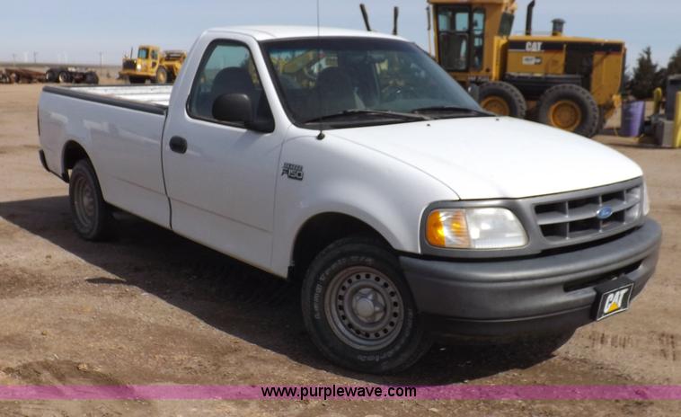 image for item H7188 1997 Ford F150 pickup truck