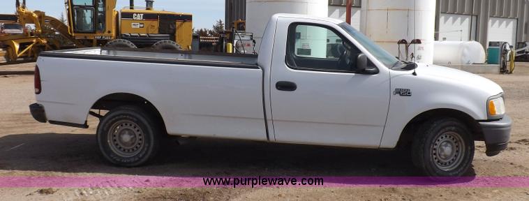 image for item H7188 1997 Ford F150 pickup truck