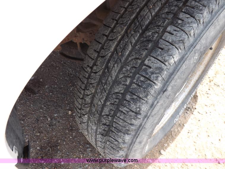 image for item H7188 1997 Ford F150 pickup truck