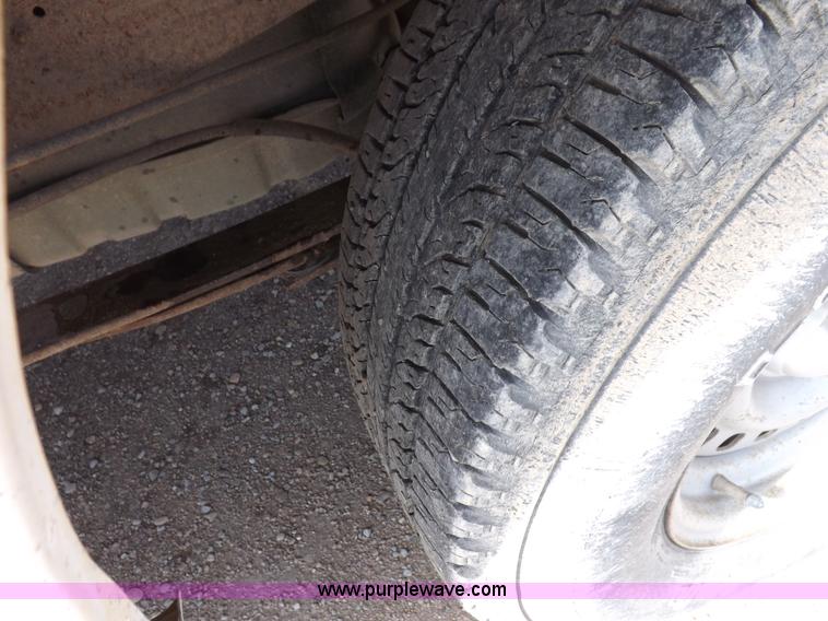 image for item H7188 1997 Ford F150 pickup truck