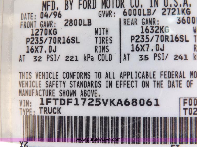 image for item H7188 1997 Ford F150 pickup truck