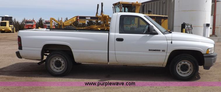 image for item H7190 1999 Dodge Ram 1500 pickup truck