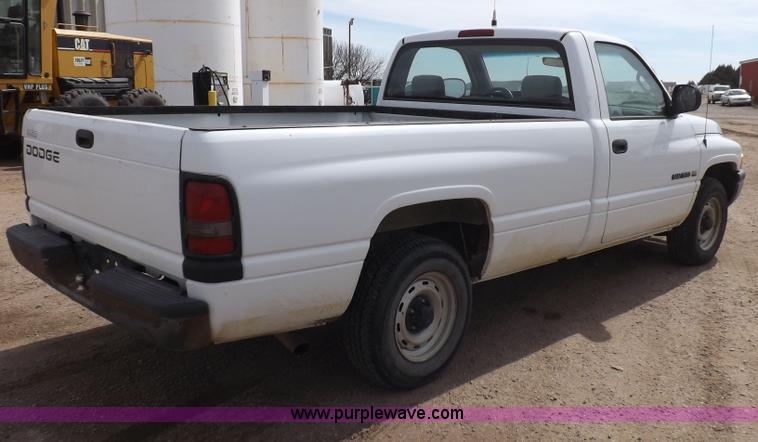 image for item H7190 1999 Dodge Ram 1500 pickup truck