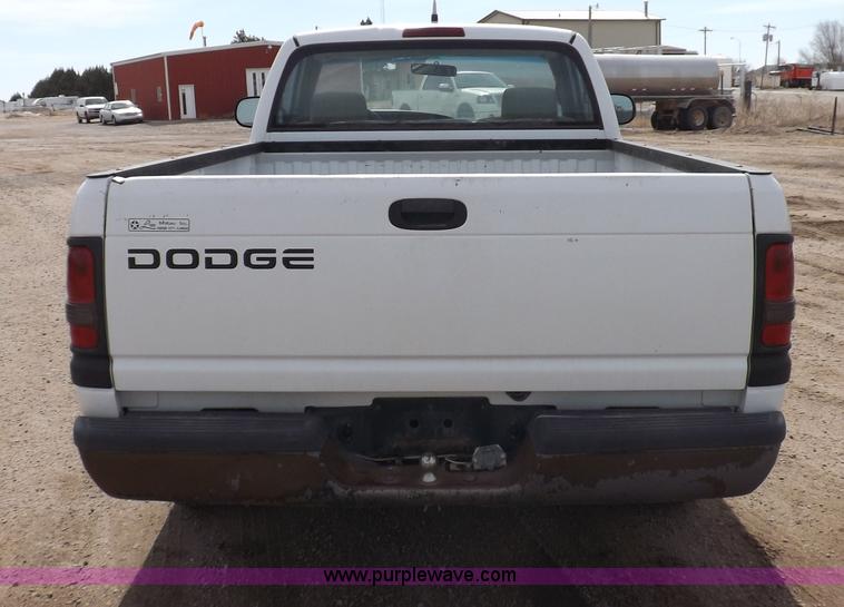 image for item H7190 1999 Dodge Ram 1500 pickup truck