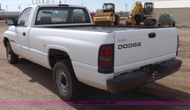 image for item H7190 1999 Dodge Ram 1500 pickup truck