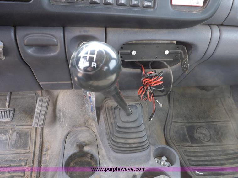 image for item H7190 1999 Dodge Ram 1500 pickup truck