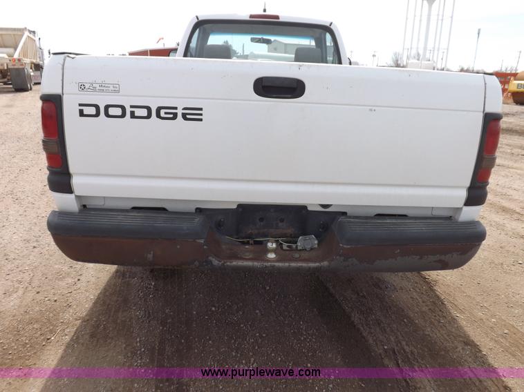 image for item H7190 1999 Dodge Ram 1500 pickup truck