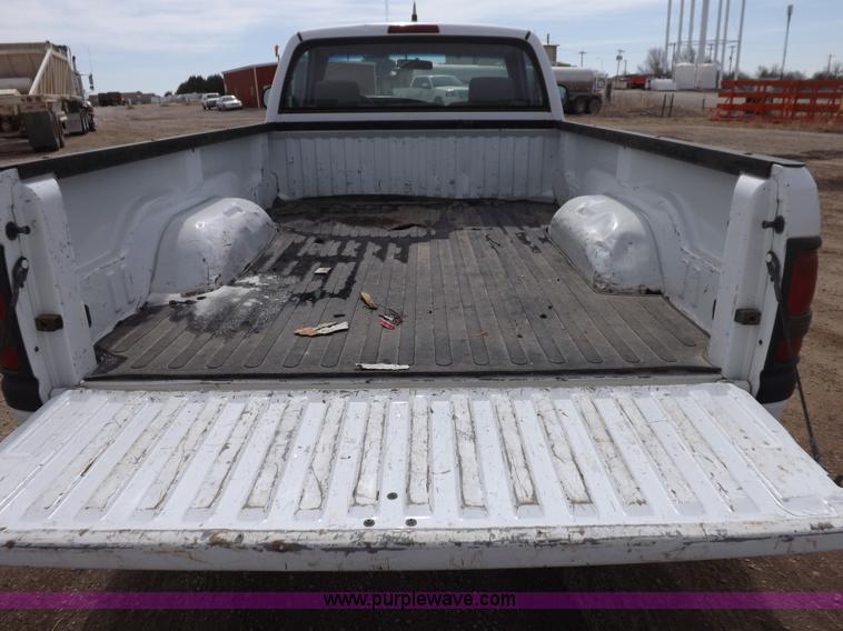 image for item H7190 1999 Dodge Ram 1500 pickup truck