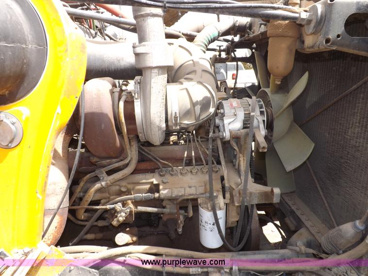 image for item H7191 1988 GMC General dump truck