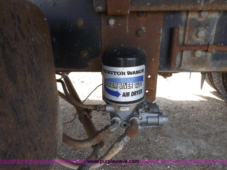 image for item H7191 1988 GMC General dump truck