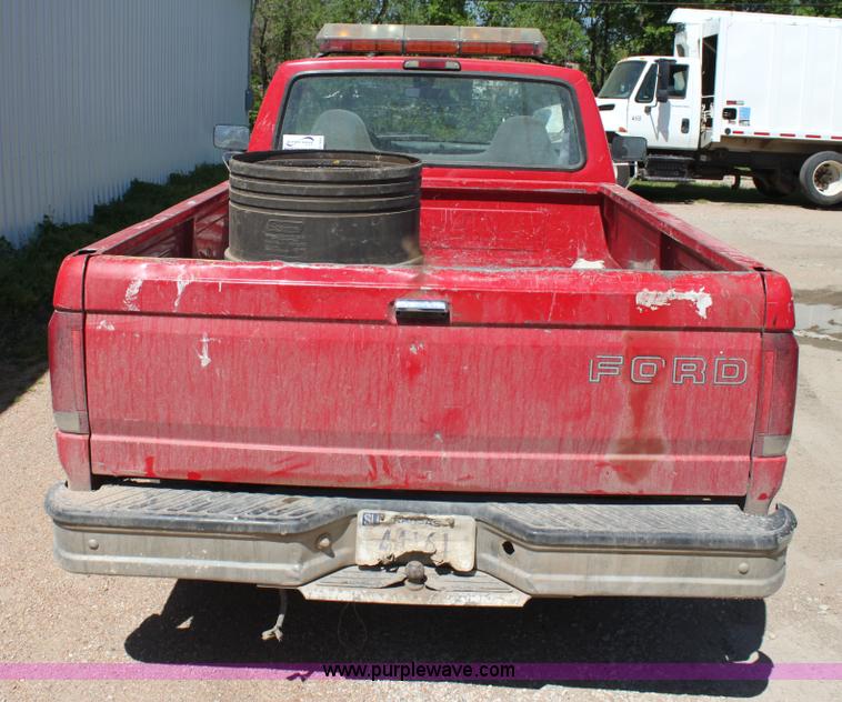 image for item H7494 1996 Ford F250 Heavy Duty XL pickup truck