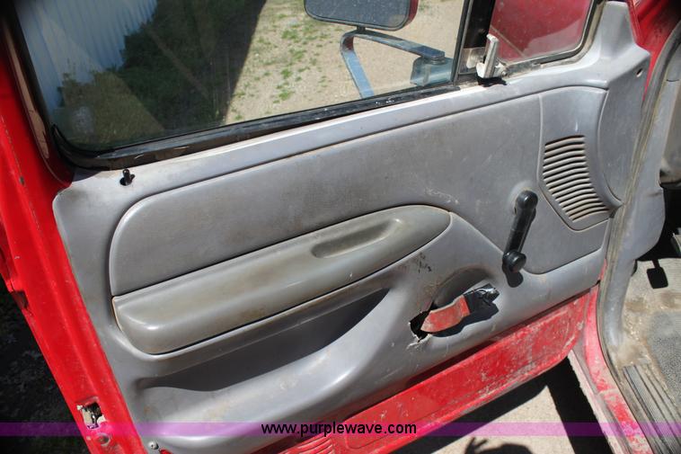 image for item H7494 1996 Ford F250 Heavy Duty XL pickup truck