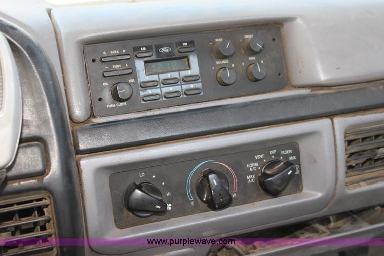 image for item H7494 1996 Ford F250 Heavy Duty XL pickup truck