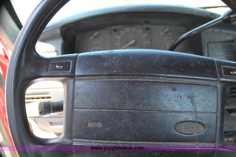 image for item H7494 1996 Ford F250 Heavy Duty XL pickup truck