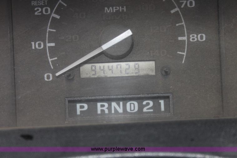 image for item H7494 1996 Ford F250 Heavy Duty XL pickup truck