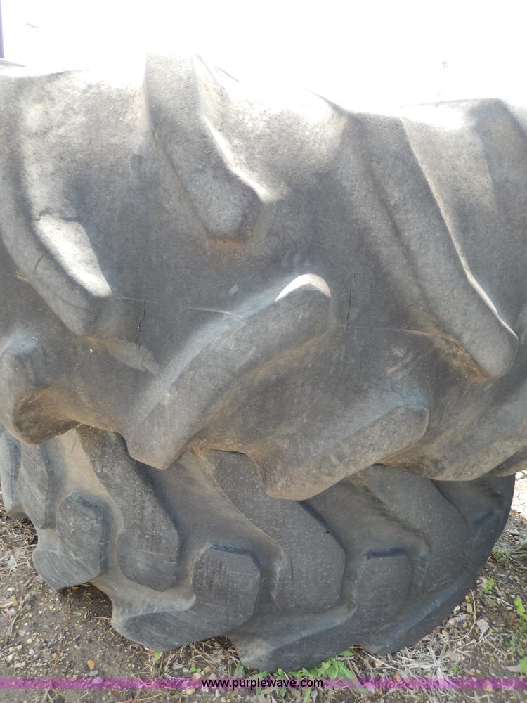 image for item W9773 (8) assorted used loader tires