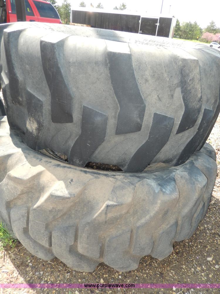 image for item W9773 (8) assorted used loader tires