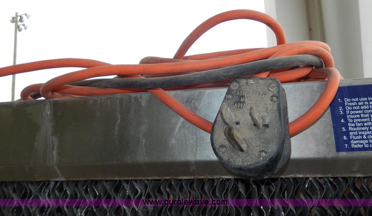 image for item W9833 Polar Cool Fan