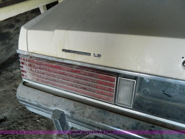 image for item Y9277 1987 Mercury Grand Marquis LS