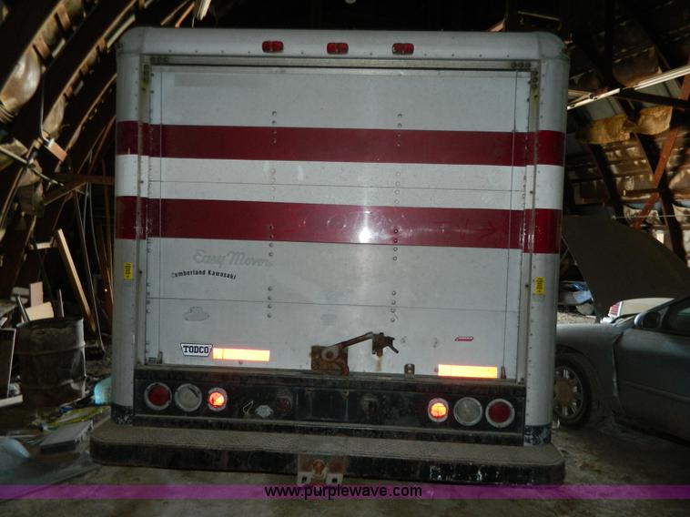 image for item Y9279 1981 Ford F350 box truck