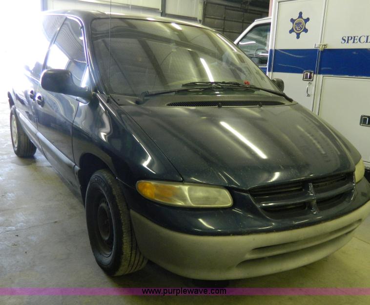 image for item Y9280 2000 Dodge Grand Caravan SE van