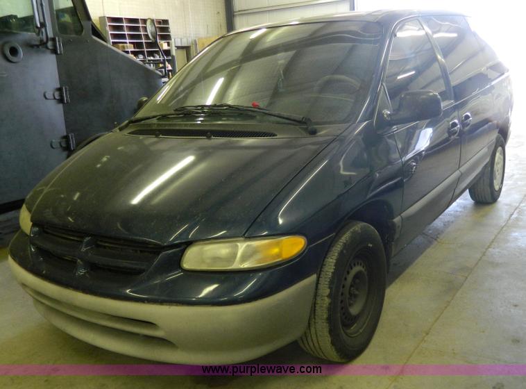 image for item Y9280 2000 Dodge Grand Caravan SE van