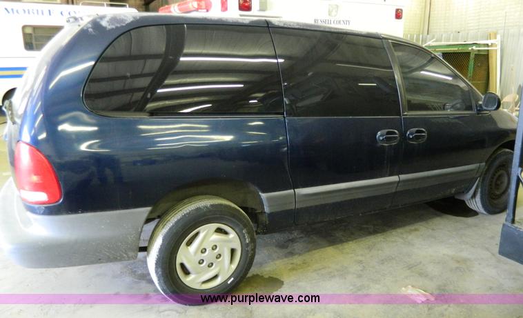 image for item Y9280 2000 Dodge Grand Caravan SE van