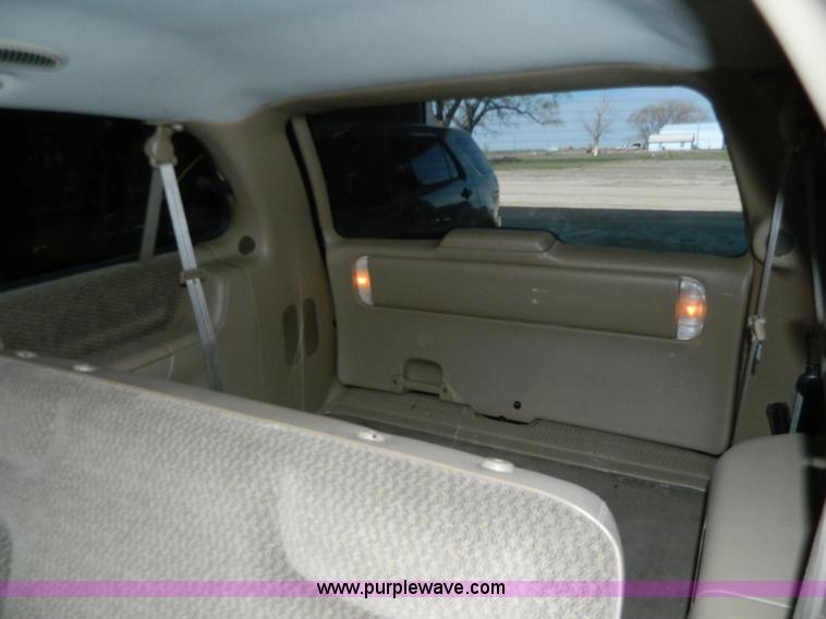 image for item Y9280 2000 Dodge Grand Caravan SE van