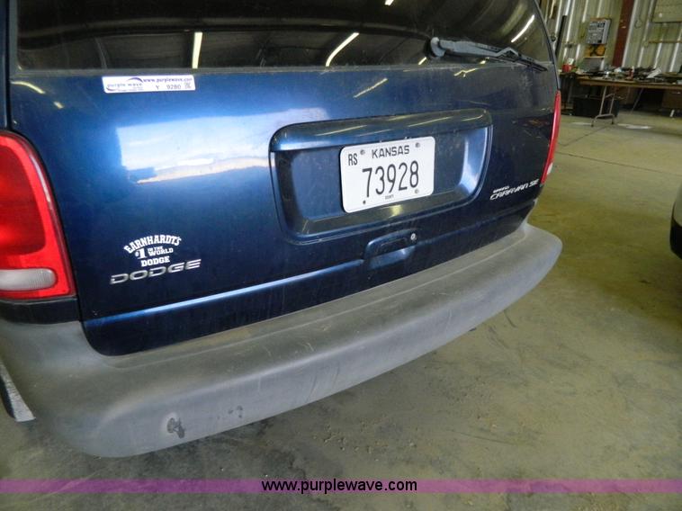 image for item Y9280 2000 Dodge Grand Caravan SE van