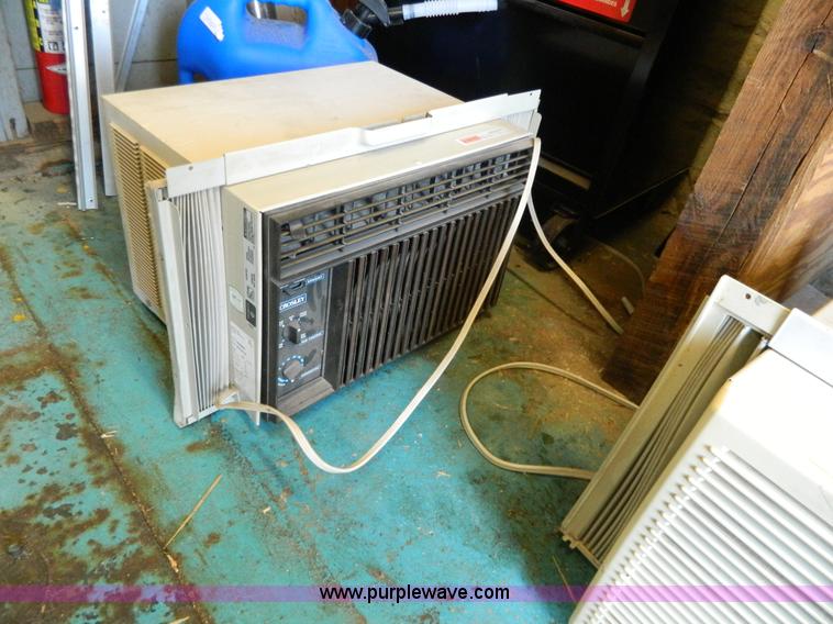 image for item Y9281 (2) 110V window AC unit