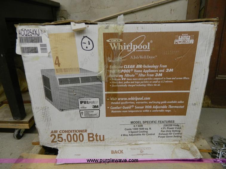 image for item Y9284 Whirlpool window AC unit
