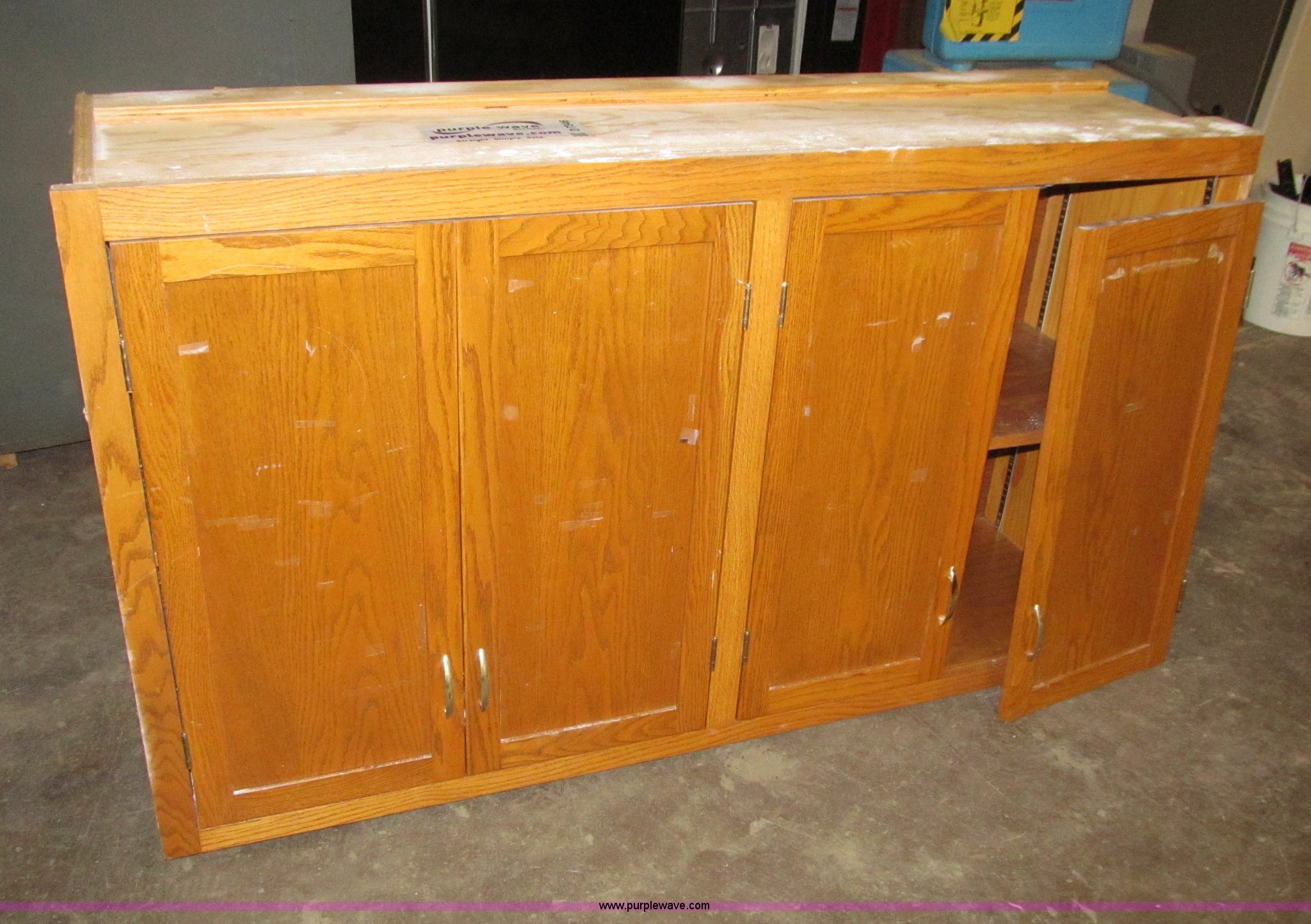 58" x 16.5" x 33"H in Des Moines, IA Item D7346 sold Purple