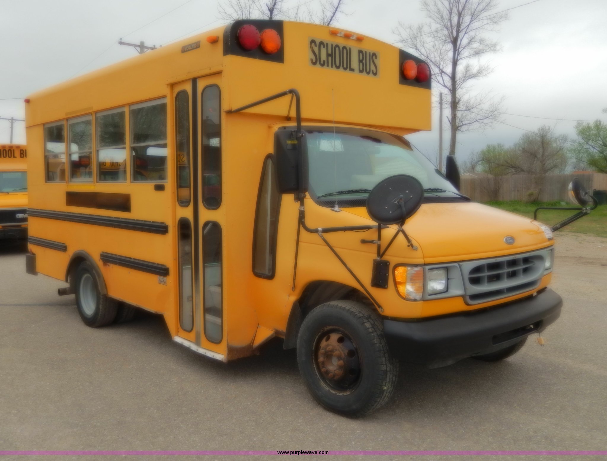 1998 Ford Collins school bus in Chapman, KS Item D8118 sold Purple Wave