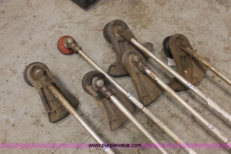 image for item AH9105 (6) Echo SRM2100 string trimmer