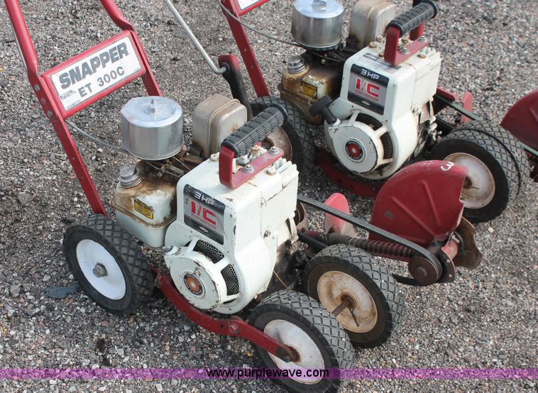 (2) Snapper ET300C gas edgers in Wichita, KS | Item AH9148 sold ...
