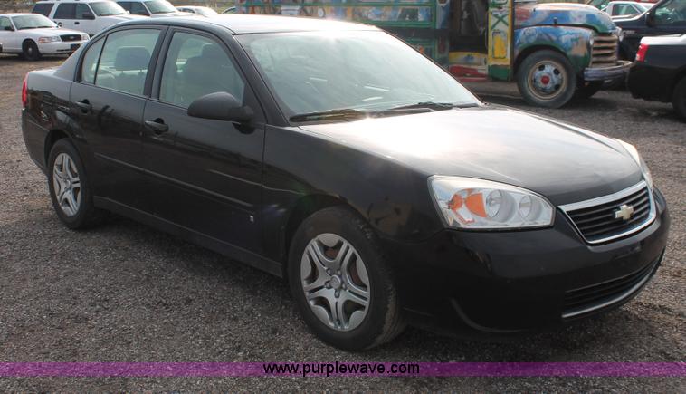 image for item D8177 2007 Chevrolet Malibu LS