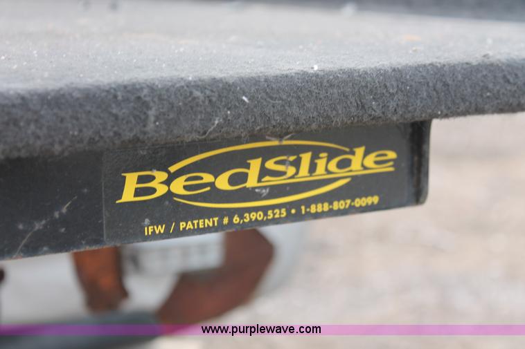 image for item D8183 2005 Chevrolet Silverado 2500HD Crew Cab pickup truck